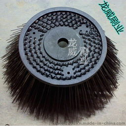 龍威制刷廠多規(guī)格塑料盤掃路車鋼絲圓盤刷圖片,龍威制刷廠多規(guī)格塑料盤掃路車鋼絲圓盤刷高清圖片 潛山縣龍威制刷廠,